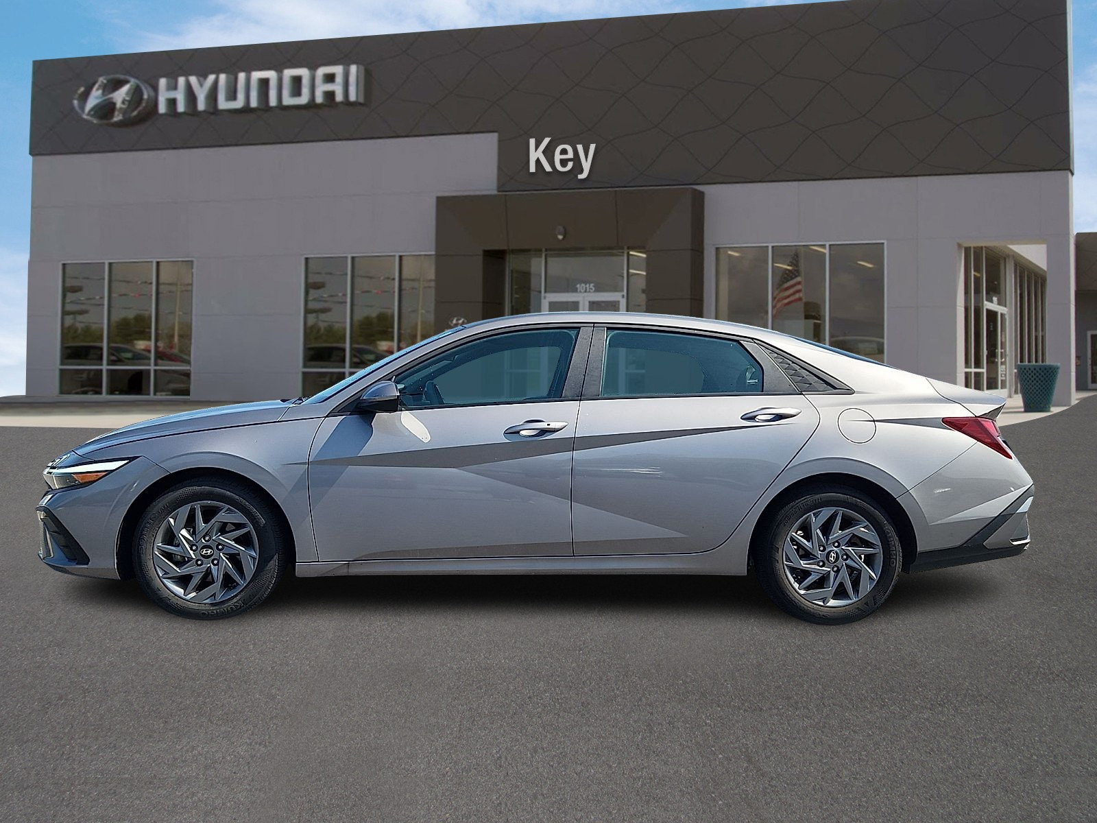 Certified 2024 Hyundai Elantra SEL FWD image 6
