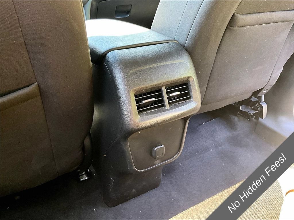 Used 2018 Chevrolet Equinox LT FWD image 27