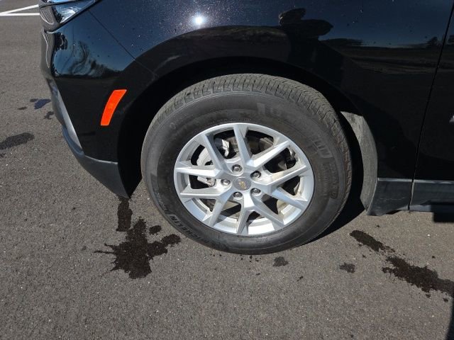 Used 2024 Chevrolet Equinox LT FWD image 16