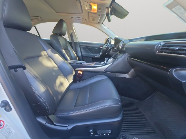 Used 2017 Lexus IS 300 AWD w/ Navigation System Package image 15
