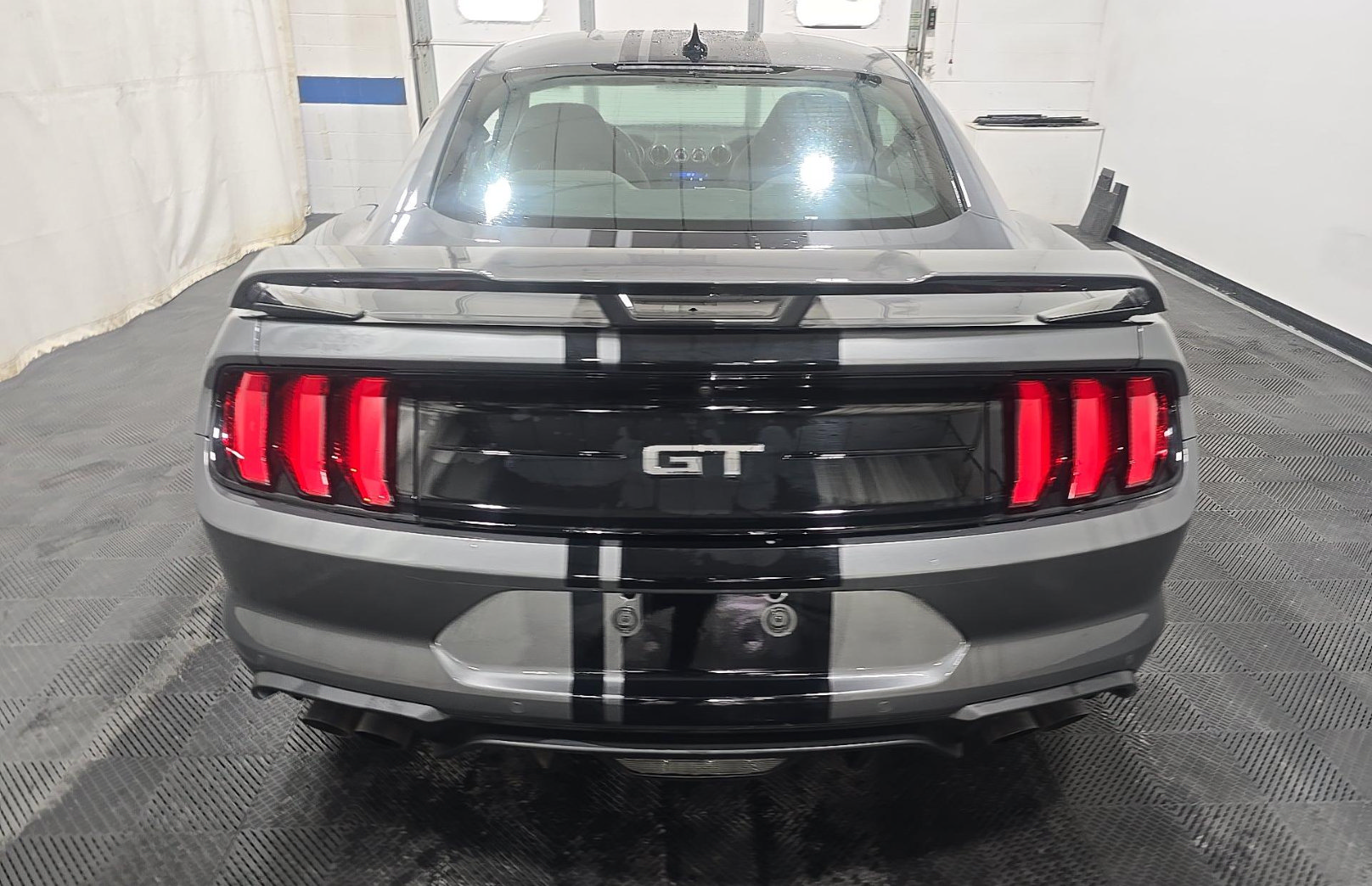 Used 2023 Ford Mustang GT Premium w/ GT Performance Package RWD image 5