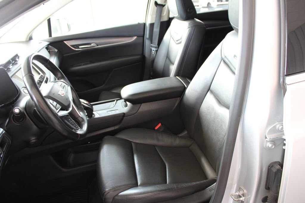 Used 2019 Cadillac XT5 Luxury image 40