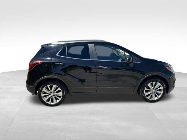 Used 2020 Buick Encore Preferred FWD image 8