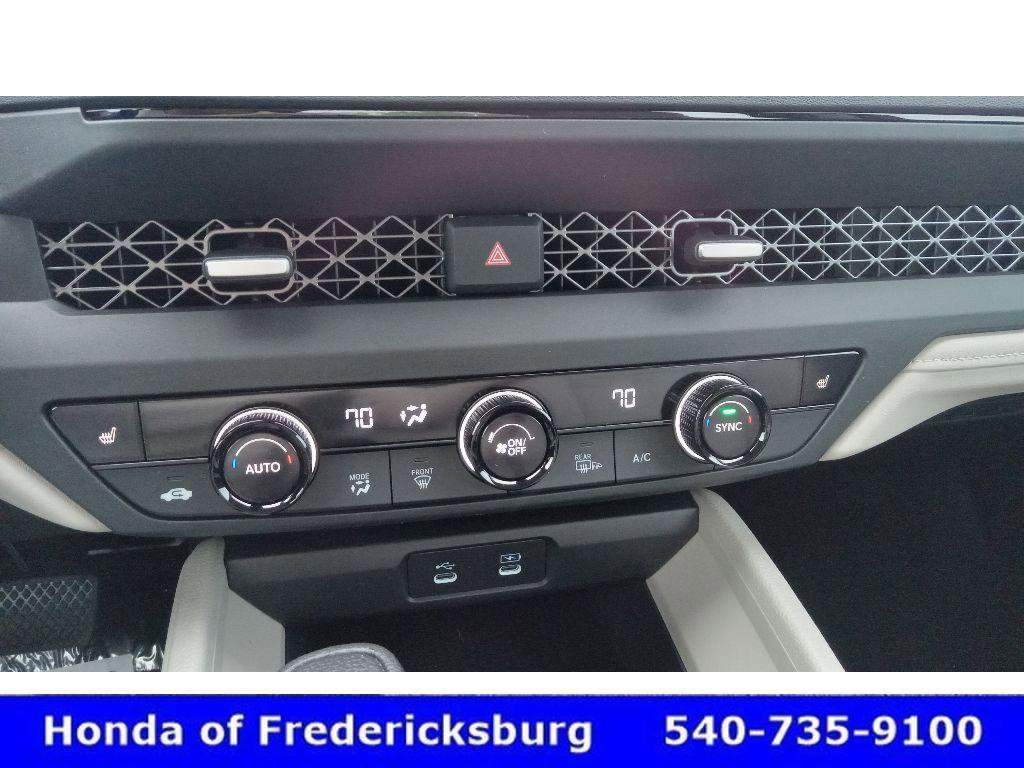 Used 2025 Honda Accord SE image 19