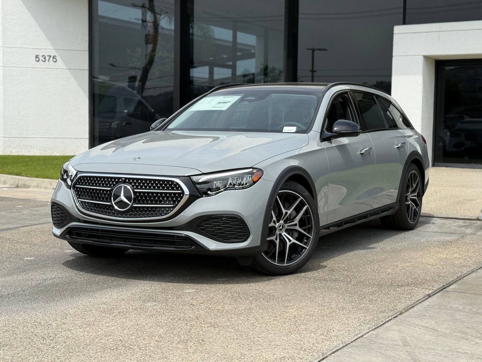 New 2026 Mercedes-Benz E 450 4MATIC All-Terrain Wagon image 2