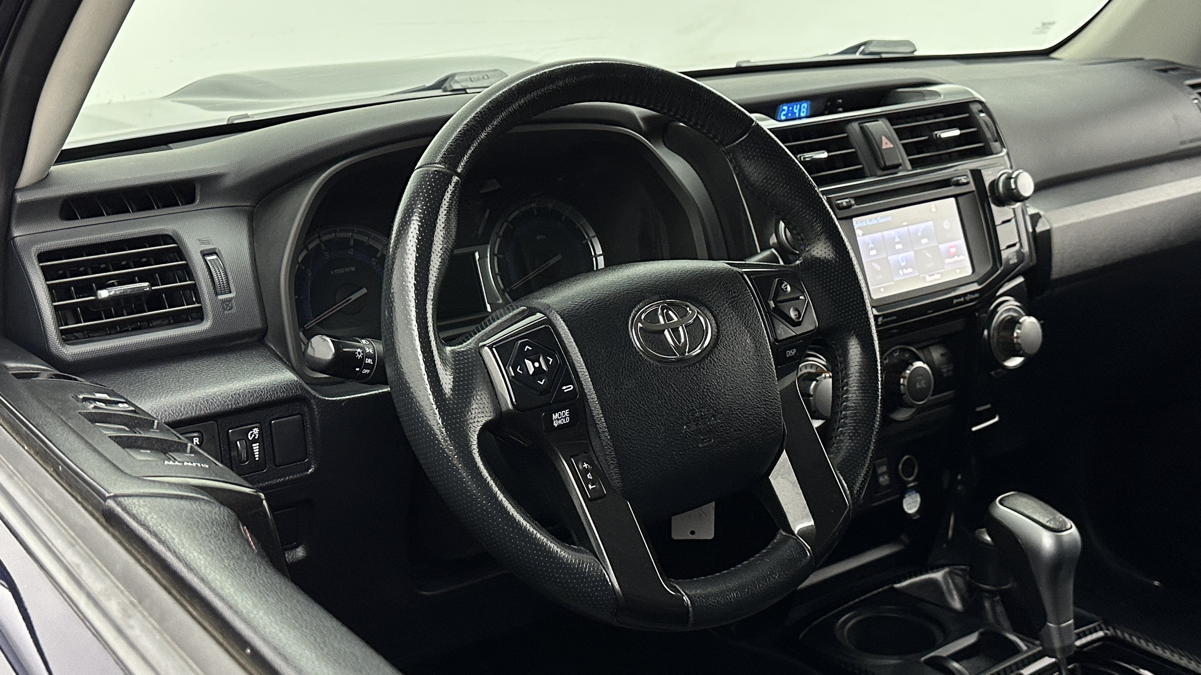 Used 2019 Toyota 4Runner TRD Off-Road Premium AWD/4WD image 8