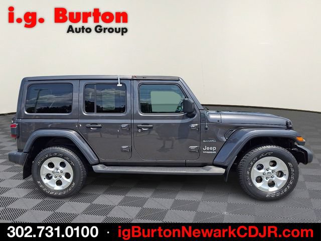 Used 2018 Jeep Wrangler Unlimited Sahara w/ Cold Weather Group AWD/4WD image 7