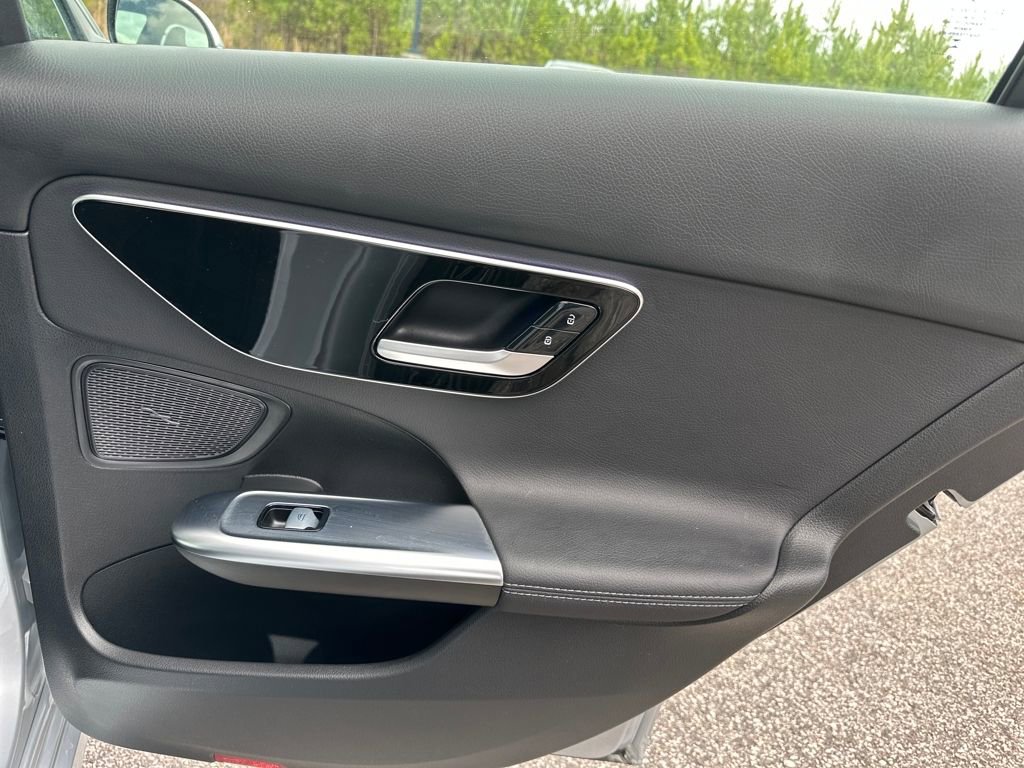 Certified 2024 Mercedes-Benz C 300 4MATIC Sedan image 31