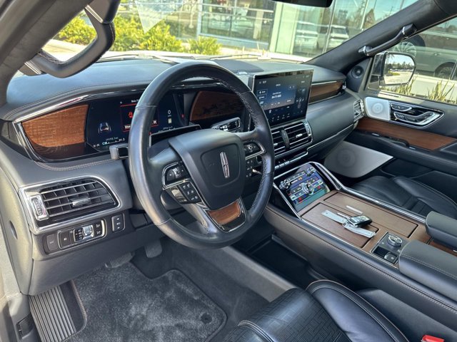 Used 2024 Lincoln Navigator L Black Label image 15