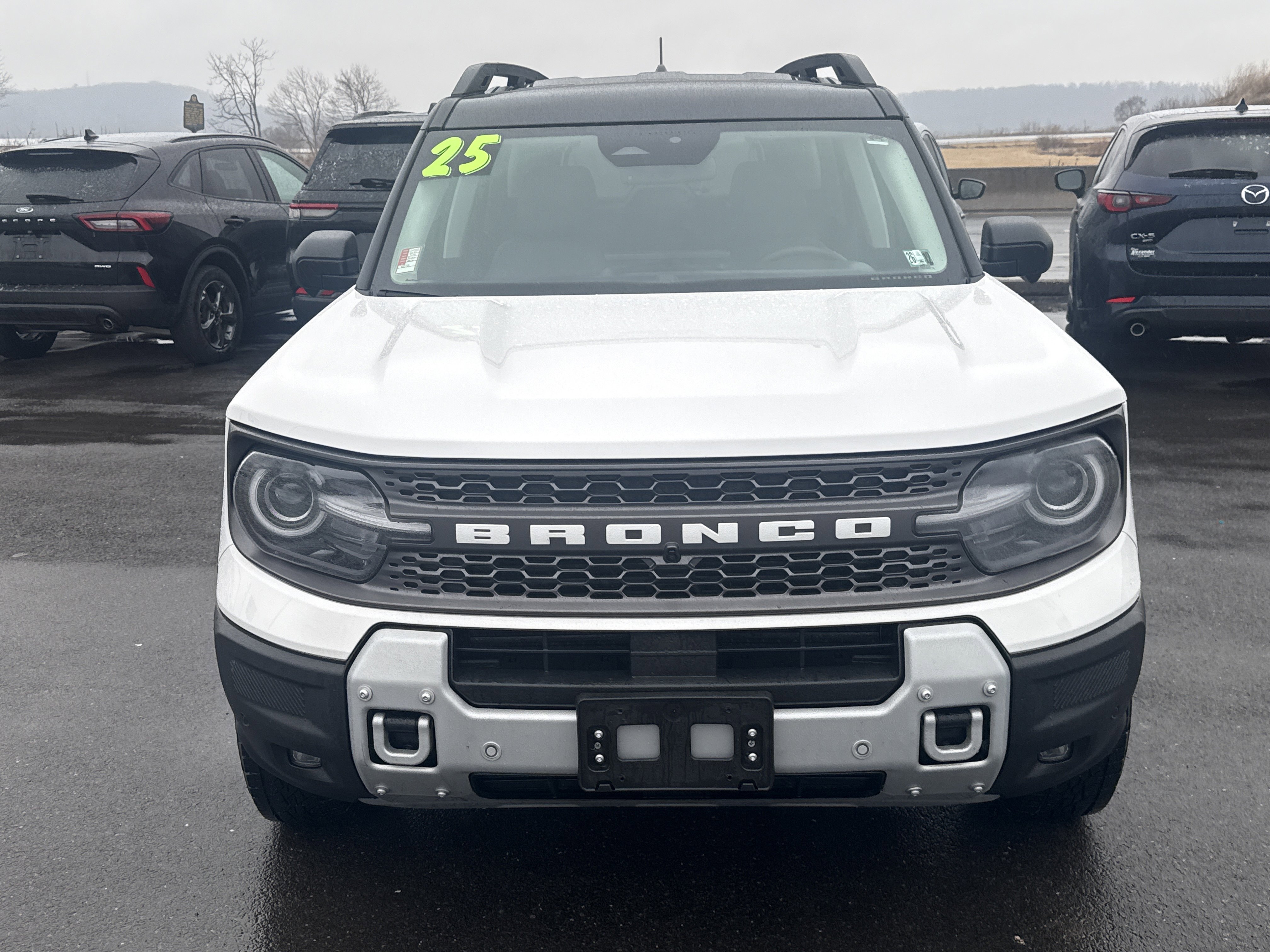 Used 2025 Ford Bronco Sport Badlands image 8