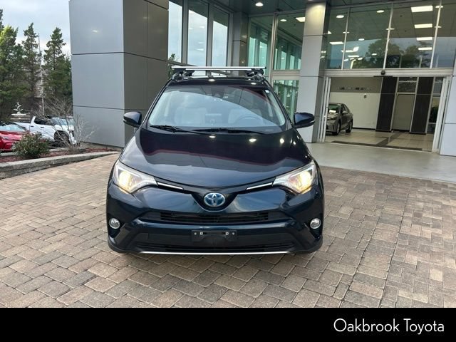 Used 2017 Toyota RAV4 XLE AWD/4WD image 8