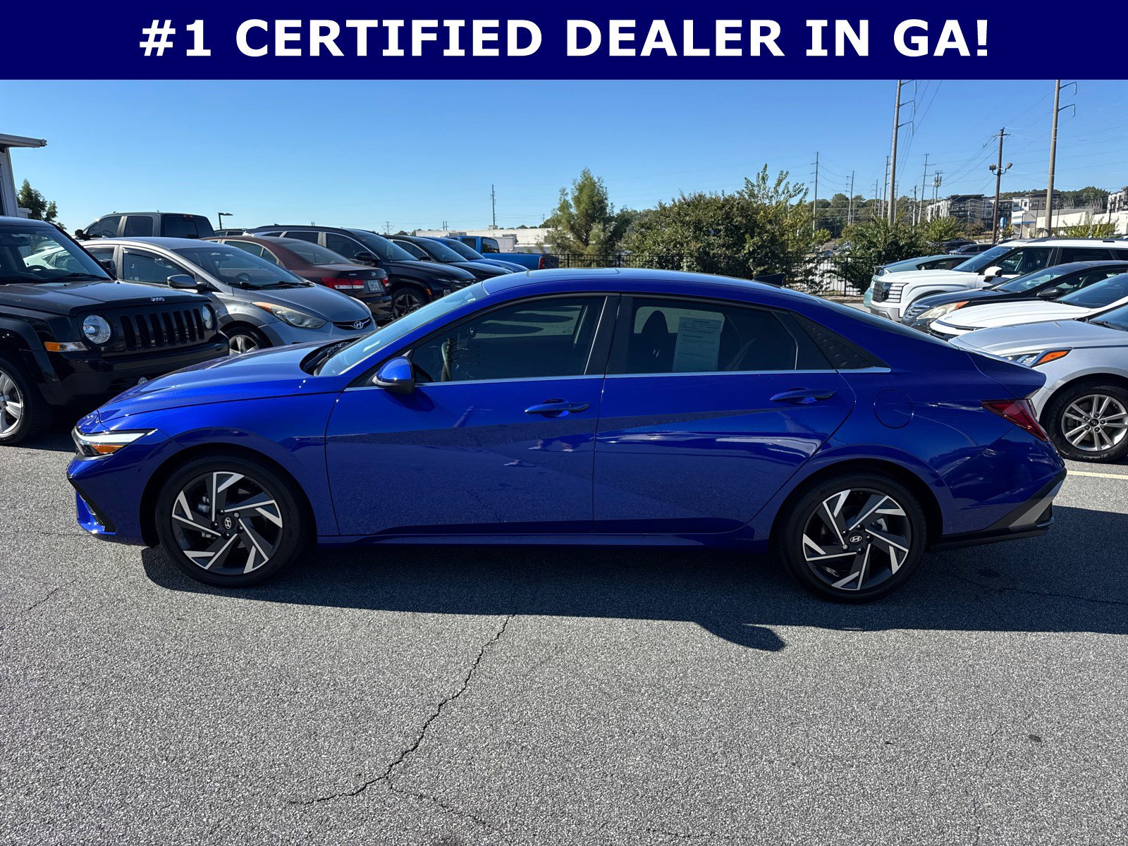 Certified 2025 Hyundai Elantra SEL image 4