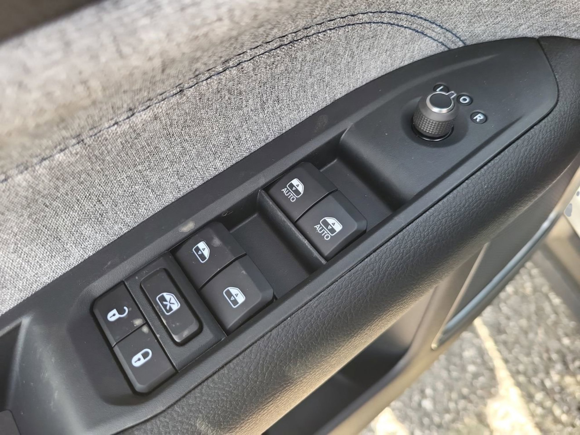 New 2026 Jeep Compass Latitude image 16