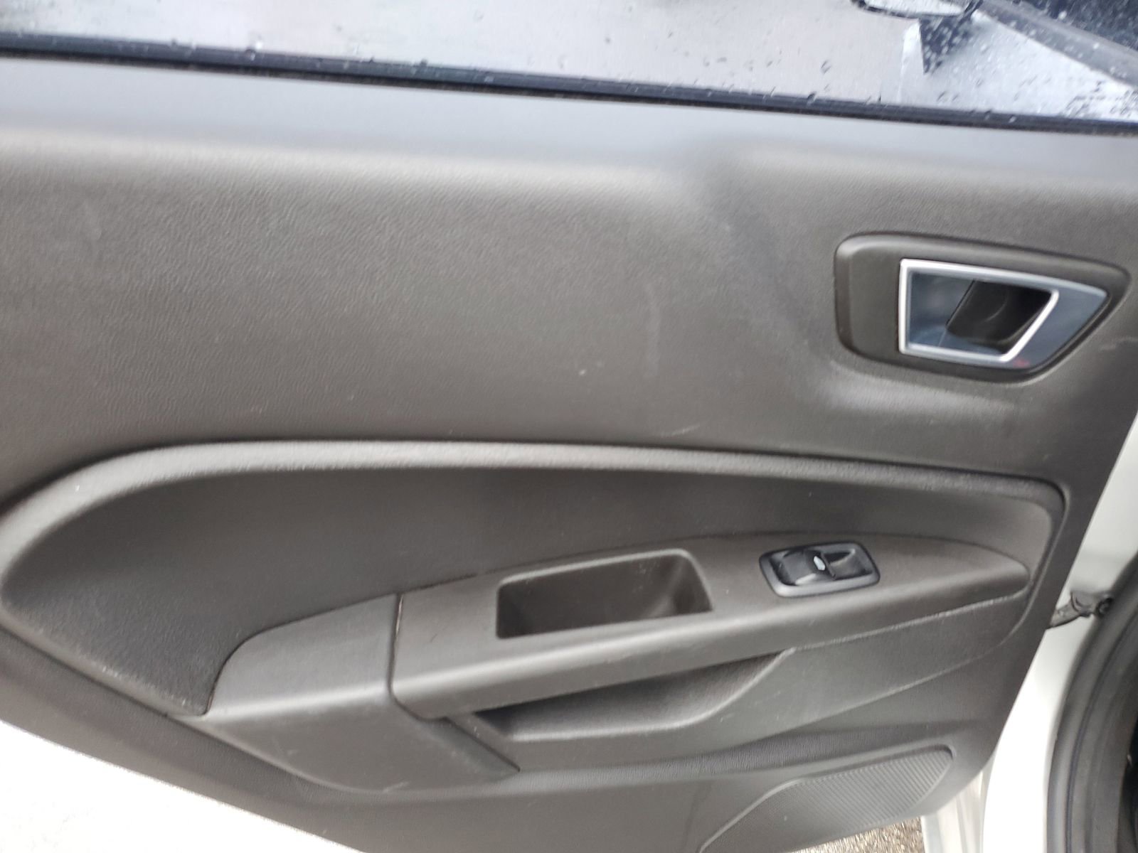 Used 2015 Ford Fiesta SE FWD image 14