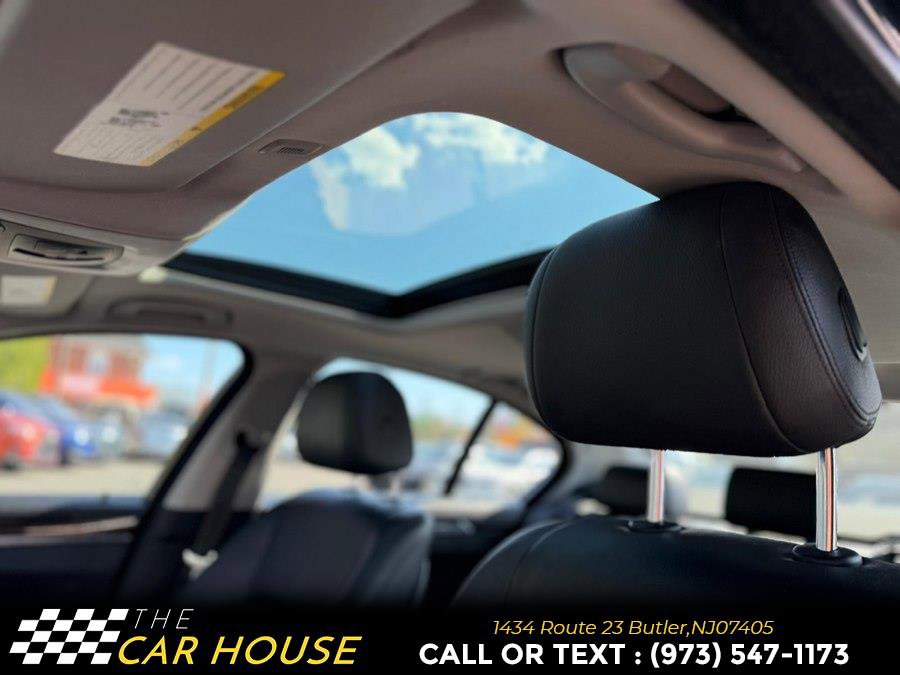 Used 2014 BMW 528i xDrive Sedan AWD/4WD image 17