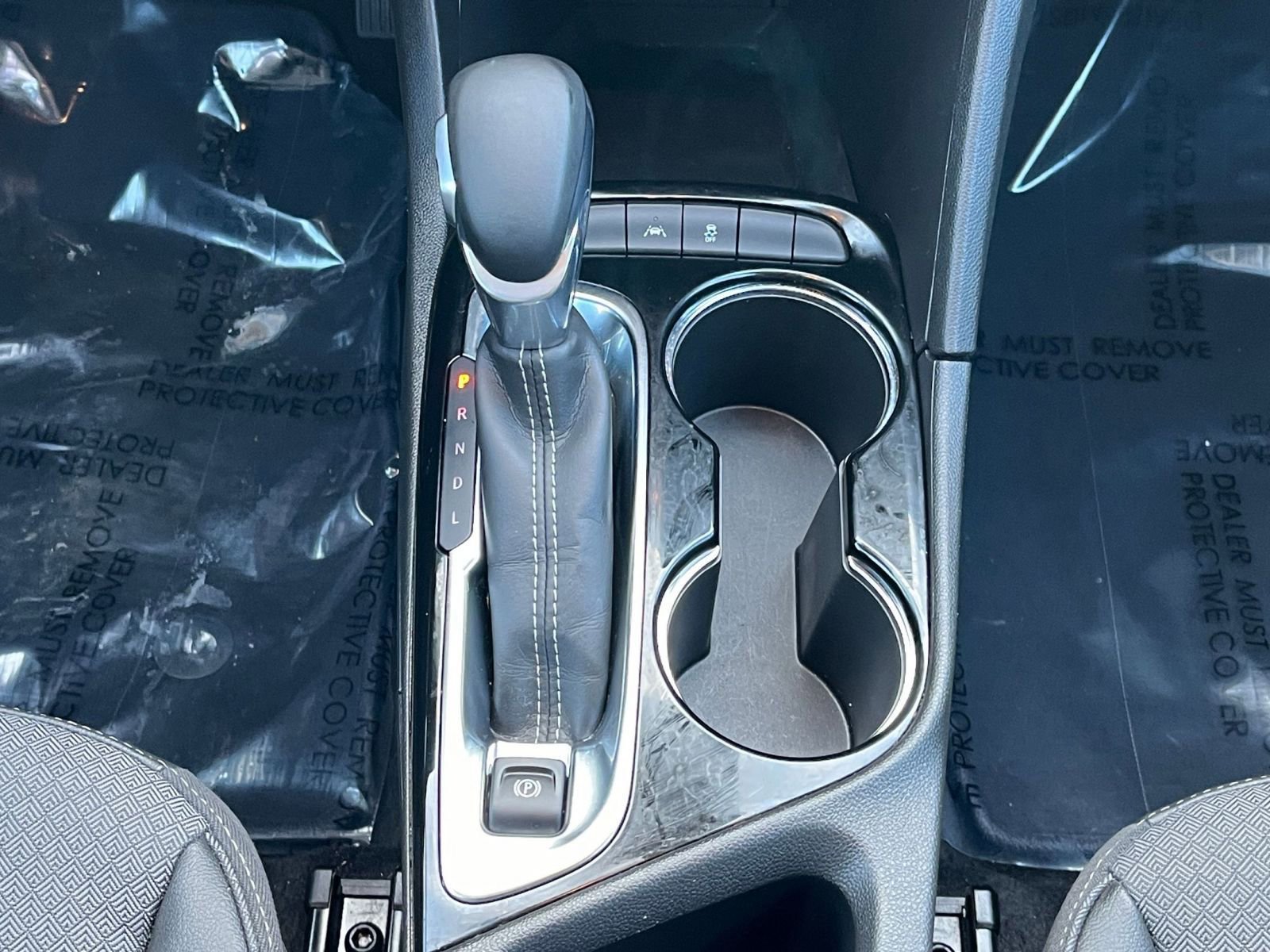 Used 2025 Buick Encore GX Preferred image 37