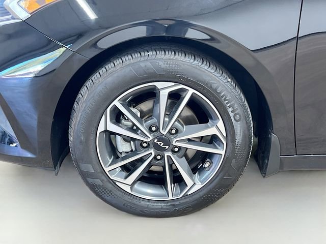 Certified 2024 Kia Forte LXS image 29