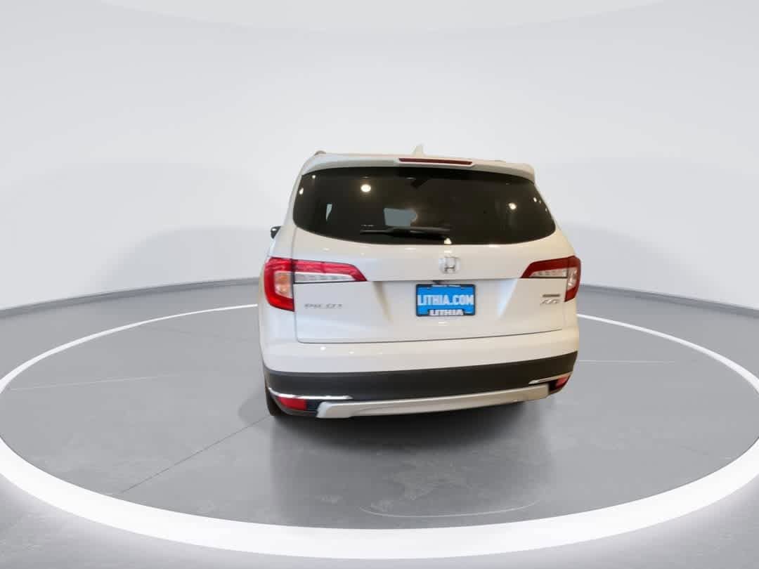 Used 2019 Honda Pilot Touring image 7