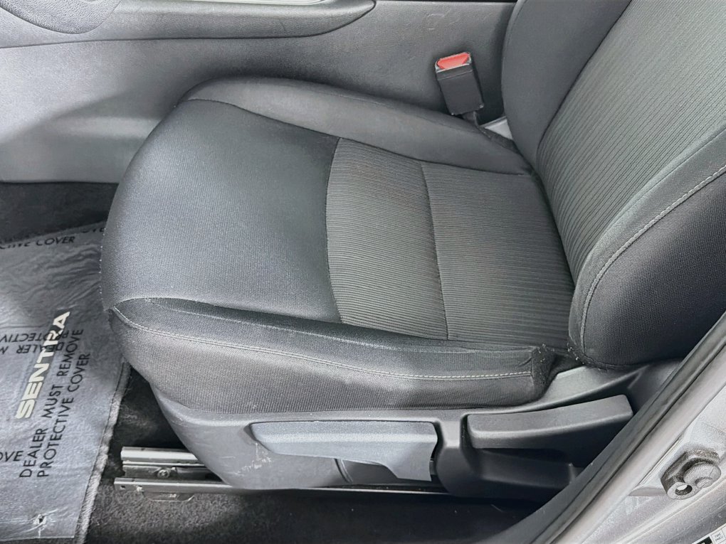 Used 2024 Nissan Sentra SV FWD image 24