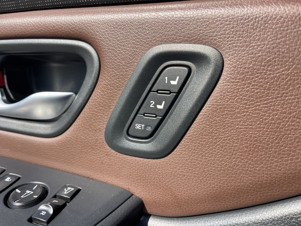 Certified 2024 Honda Pilot Elite image 25