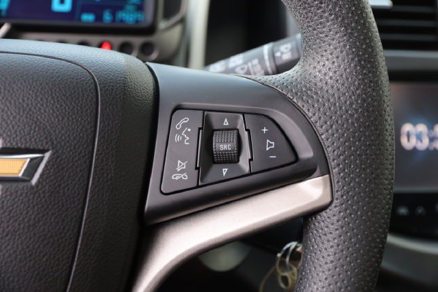 Used 2015 Chevrolet Sonic LT w/ Fun and Sun Package FWD image 11