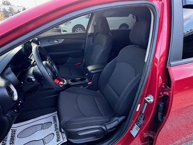 Used 2021 Kia Forte LXS image 27