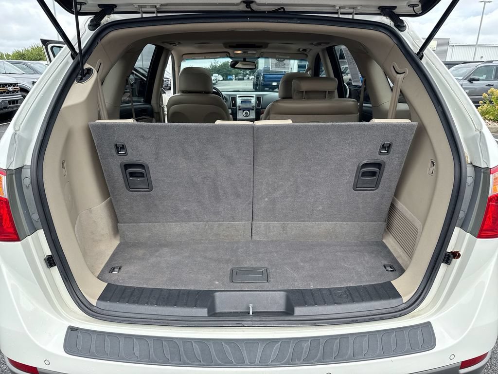 Used 2010 Hyundai Veracruz Limited w/ Rear Seat Entertainment Pkg 4 FWD image 24