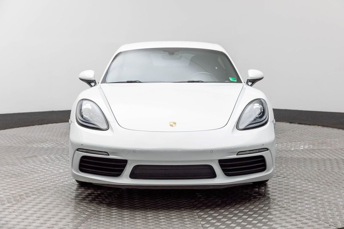 Used 2018 Porsche 718 Cayman image 3