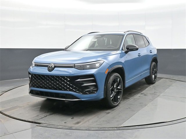 New 2026 Volkswagen Tiguan SE R-Line image 3