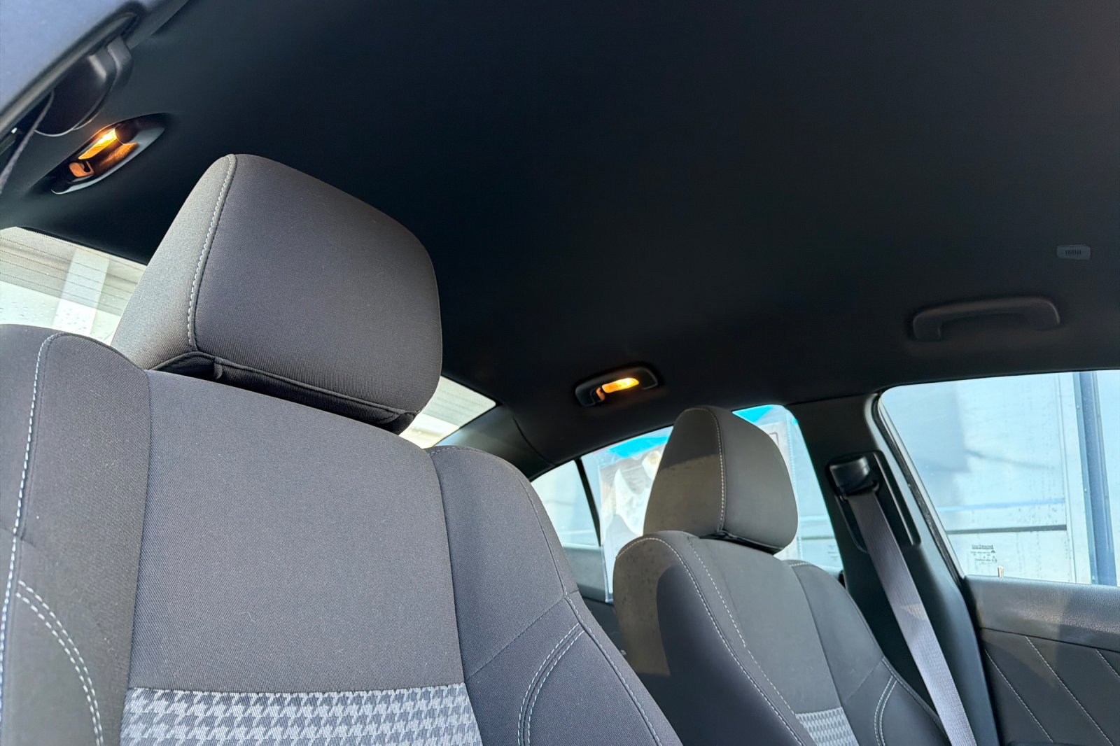 Used 2023 Dodge Charger SXT image 15