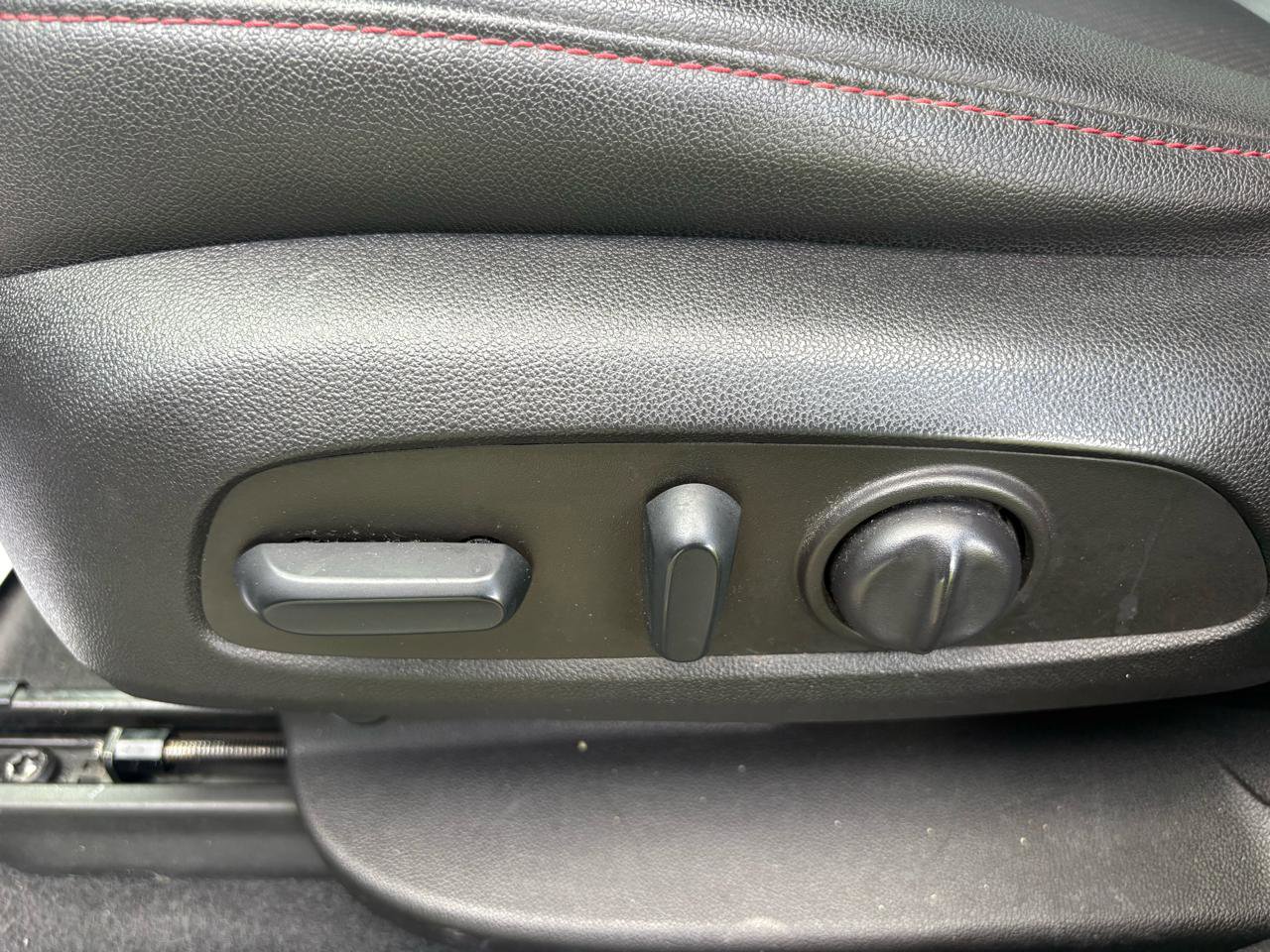 Used 2022 Chevrolet Blazer RS FWD image 11