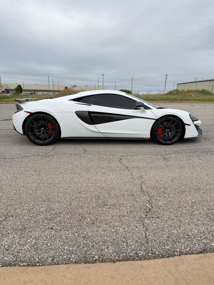 Used 2017 McLaren 570S Coupe RWD image 5