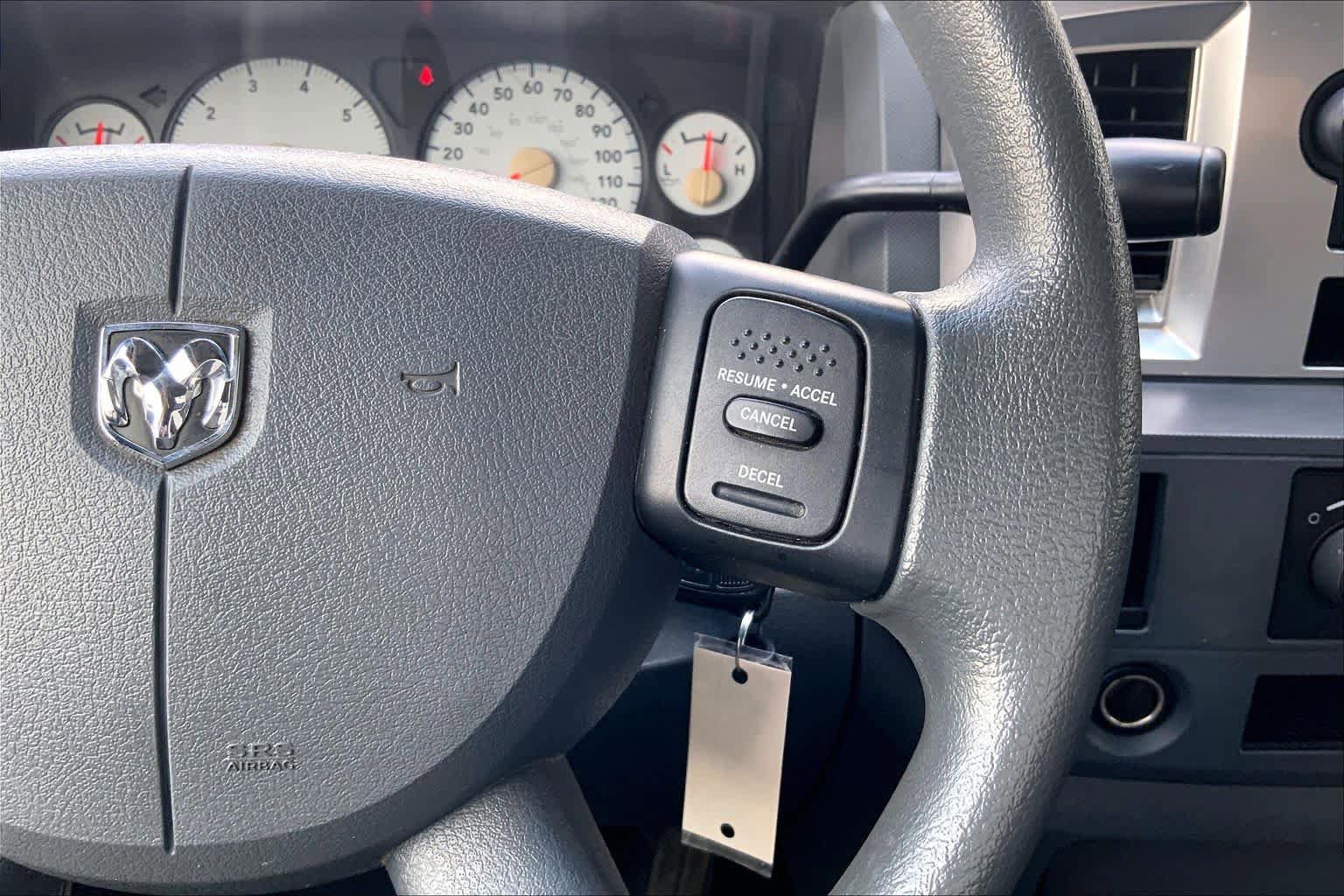 Used 2007 Dodge Ram 1500 Truck SLT image 16
