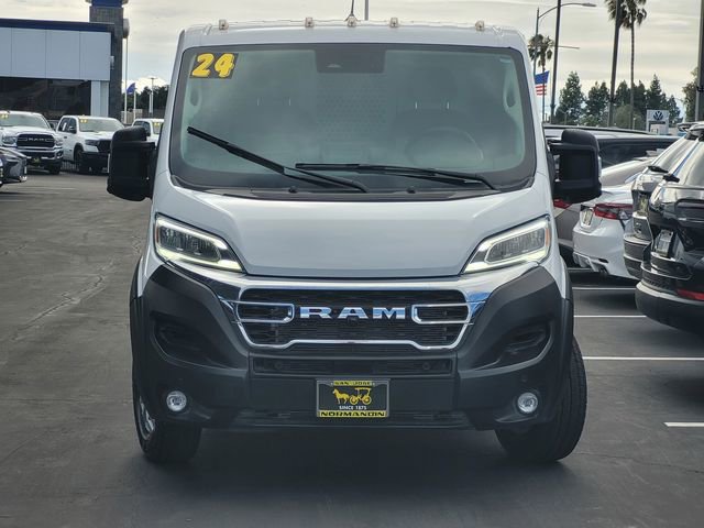 Used 2024 RAM ProMaster 2500 w/ Quick Order Package 22G SLT FWD image 2