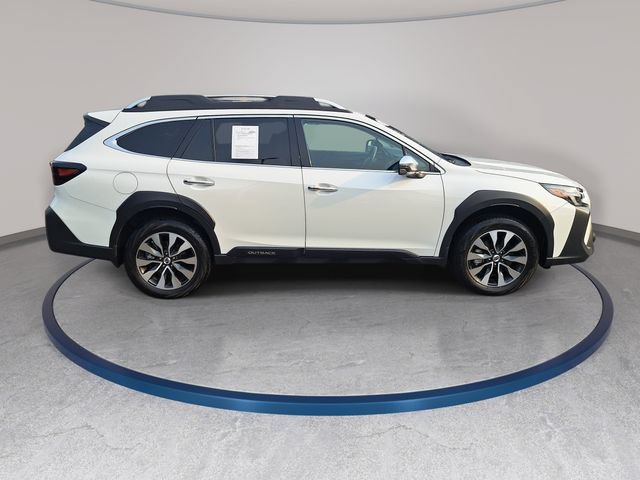 Used 2025 Subaru Outback Touring XT w/ Popular Package #2 AWD/4WD image 4