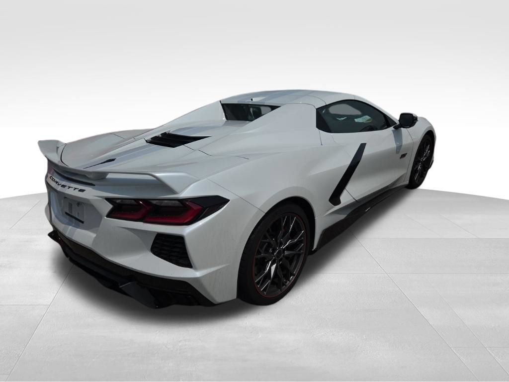 Used 2023 Chevrolet Corvette Stingray Premium Conv w/ Z51 Performance Package RWD image 8