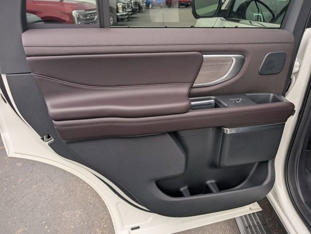 New 2025 Ford Expedition Platinum w/ Platinum Ultimate Package image 10