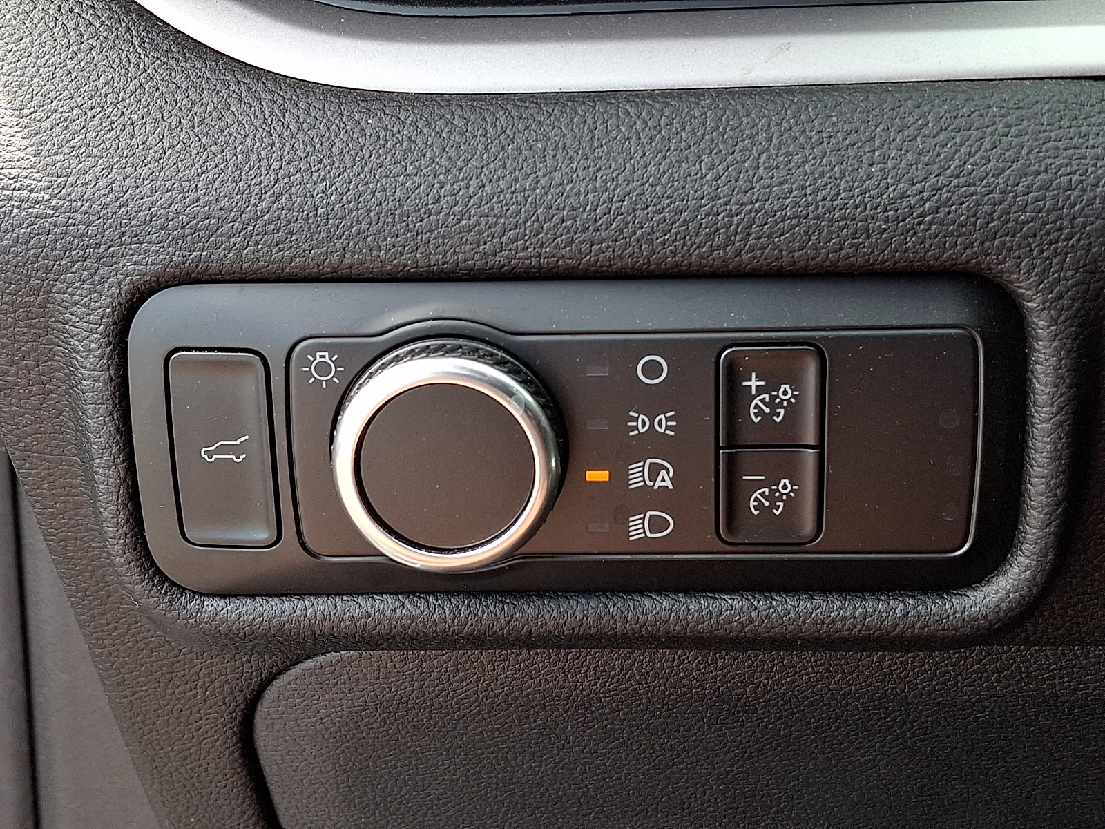 Certified 2024 Ford Explorer XLT AWD/4WD image 23