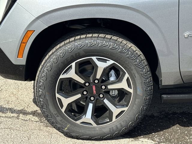 New 2026 GMC Yukon XL AT4 w/ AT4 Premium Plus Package image 24