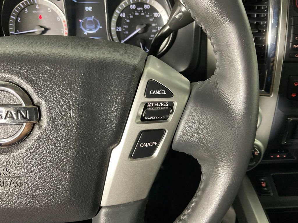 Used 2017 Nissan Titan SV AWD/4WD image 24