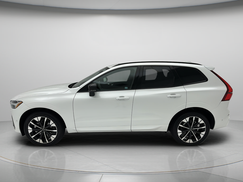 Used 2026 Volvo XC60 B5 Plus AWD/4WD image 8