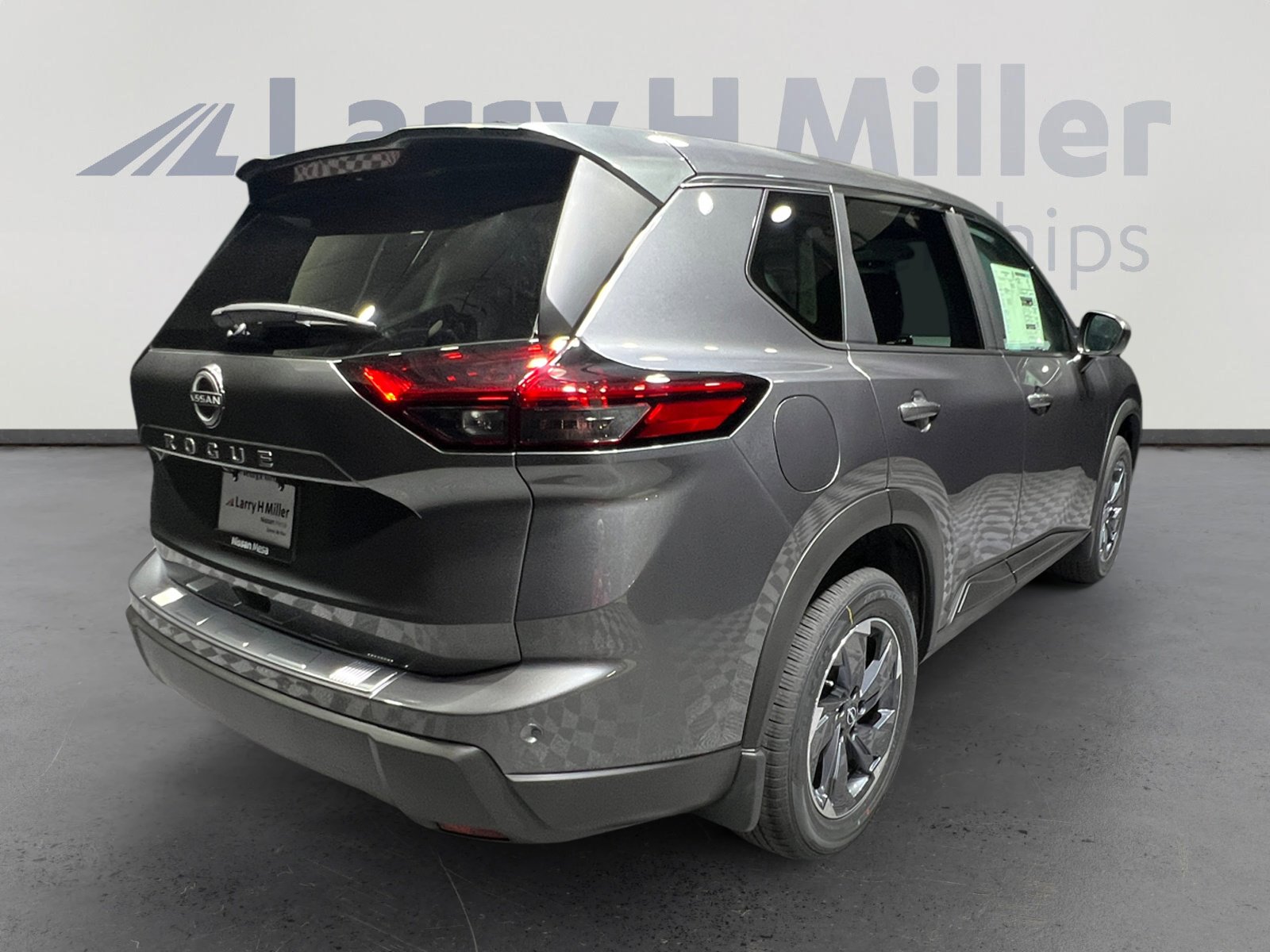 New 2026 Nissan Rogue SV image 5