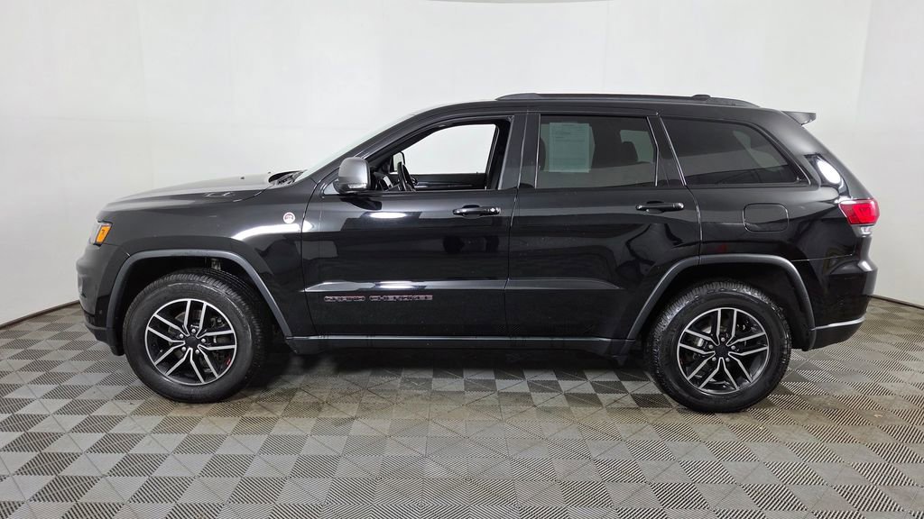 Used 2019 Jeep Grand Cherokee Trailhawk w/ Trailhawk Luxury Group AWD/4WD image 5