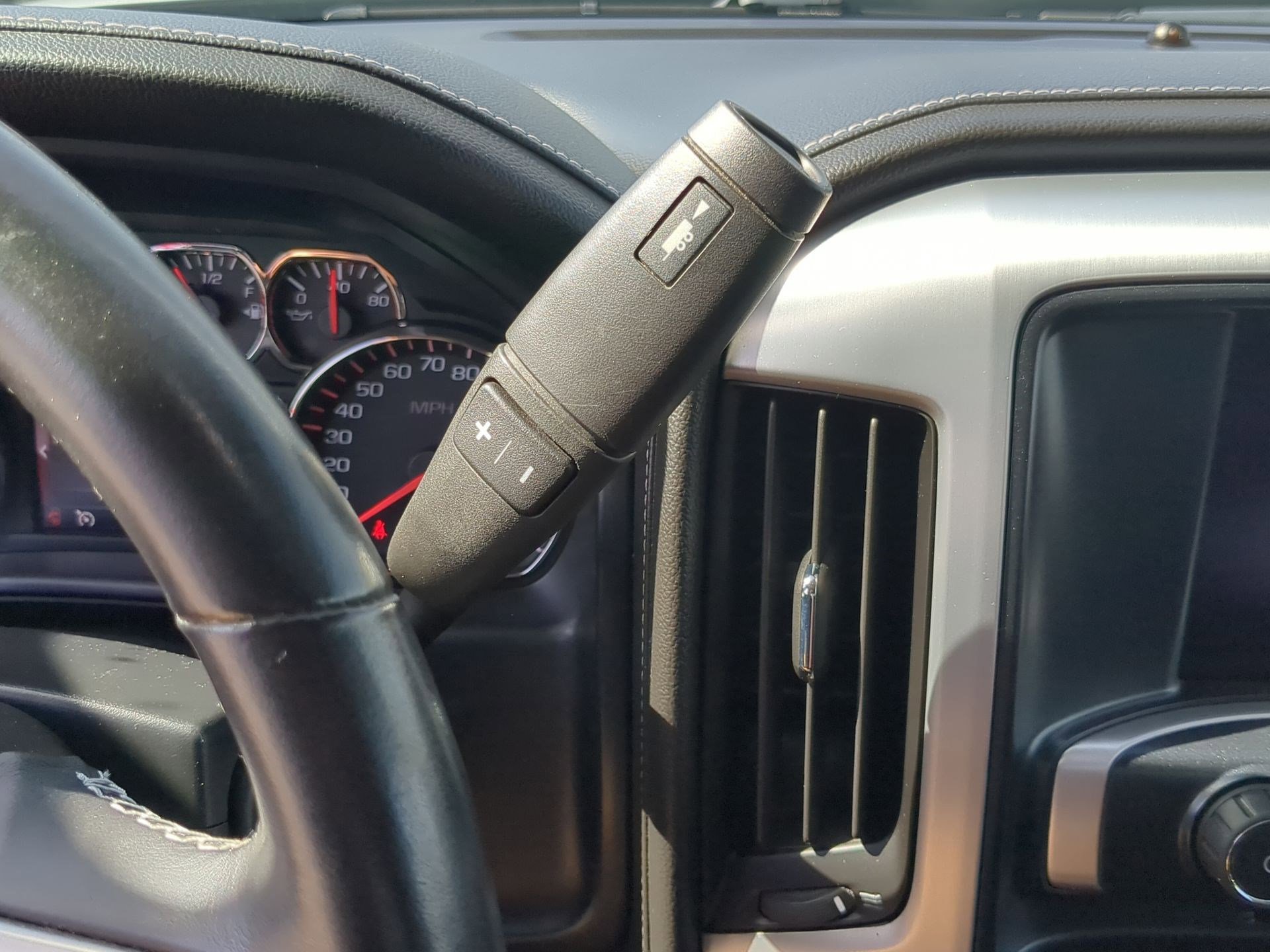 Used 2014 GMC Sierra 1500 SLE w/ SLE Value Package image 19