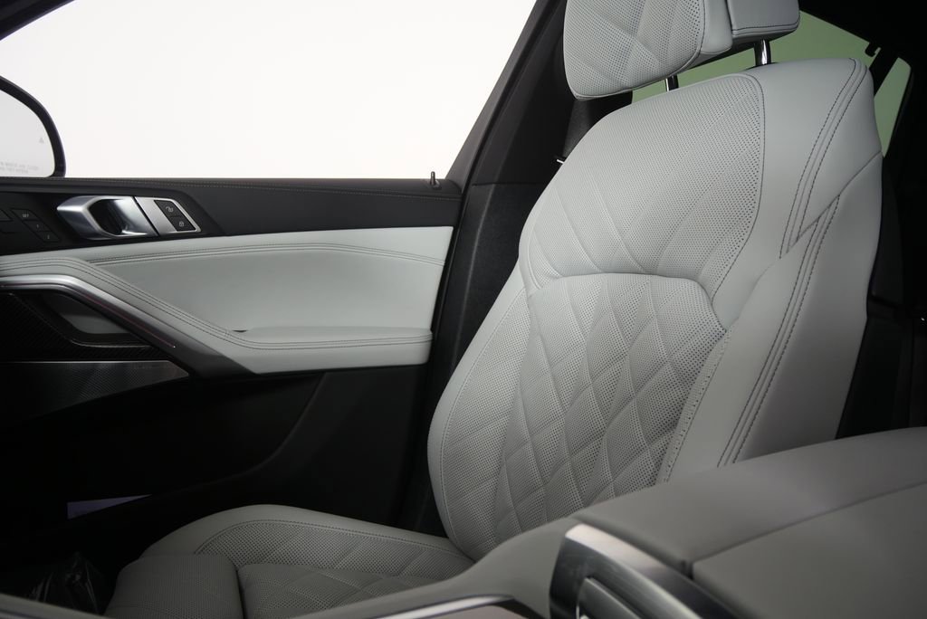 New 2027 BMW X6 M60i AWD/4WD image 21