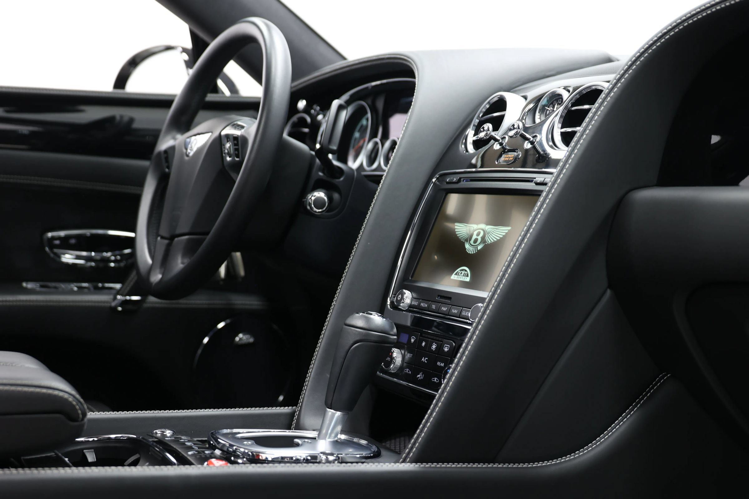 Used 2015 Bentley Flying Spur V8 AWD/4WD image 94