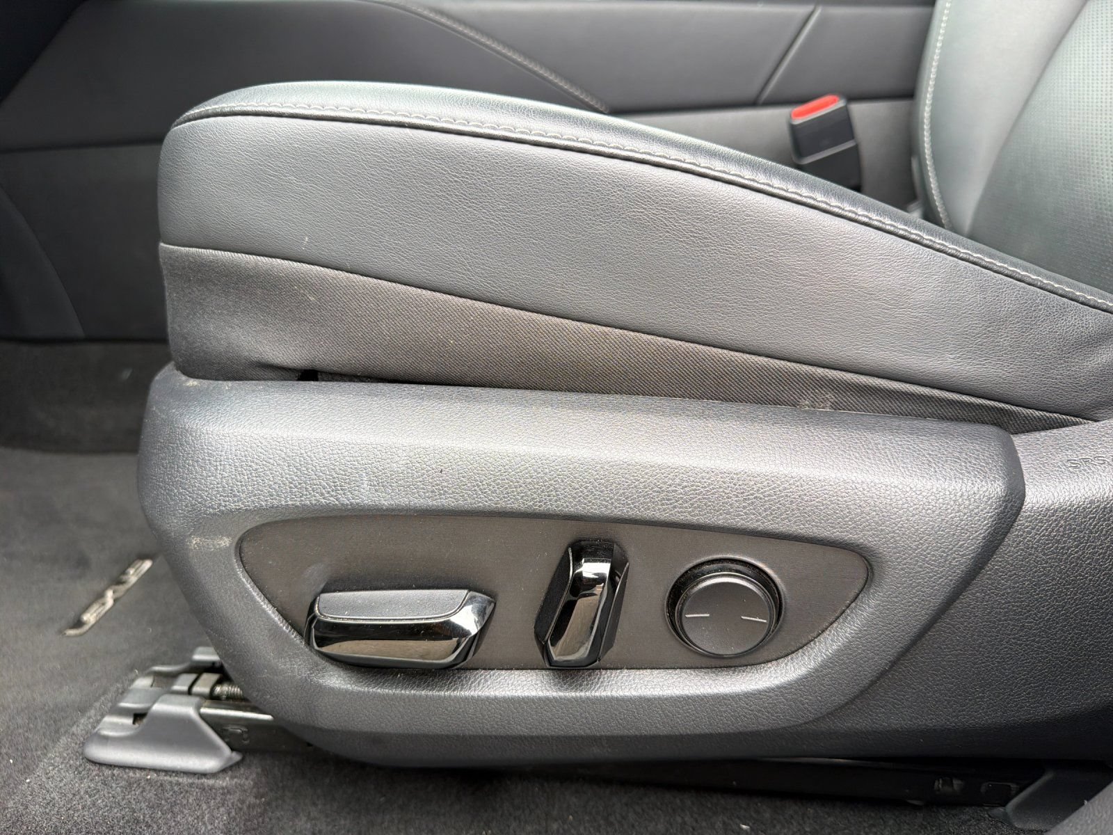 Used 2024 Lexus RX 350 FWD w/ Technology Package image 12
