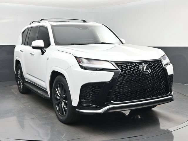 Used 2023 Lexus LX 600 F Sport w/ Accessory Package (Z1) AWD/4WD image 8