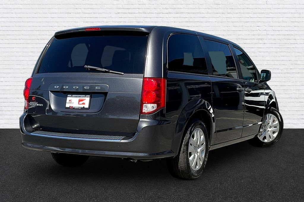 Used 2019 Dodge Grand Caravan SE FWD image 6