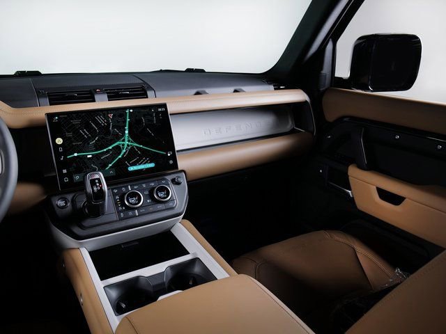 New 2026 Land Rover Defender 130 X-Dynamic SE AWD/4WD image 17